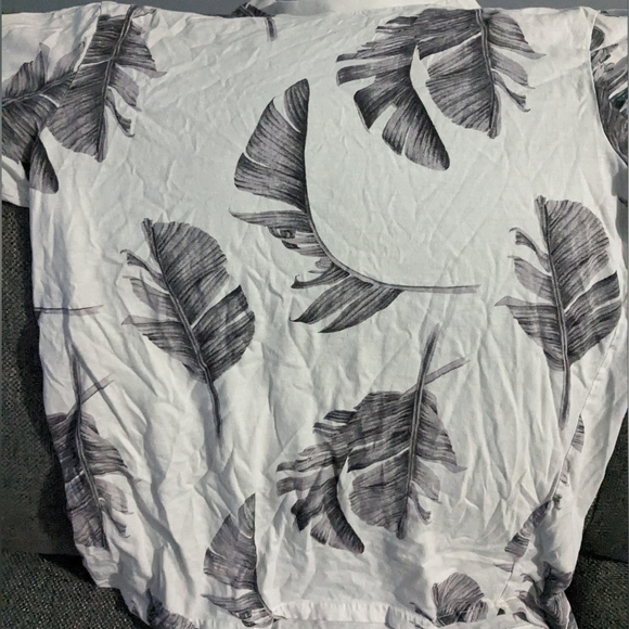 T-shirt - Picture 2 of 2